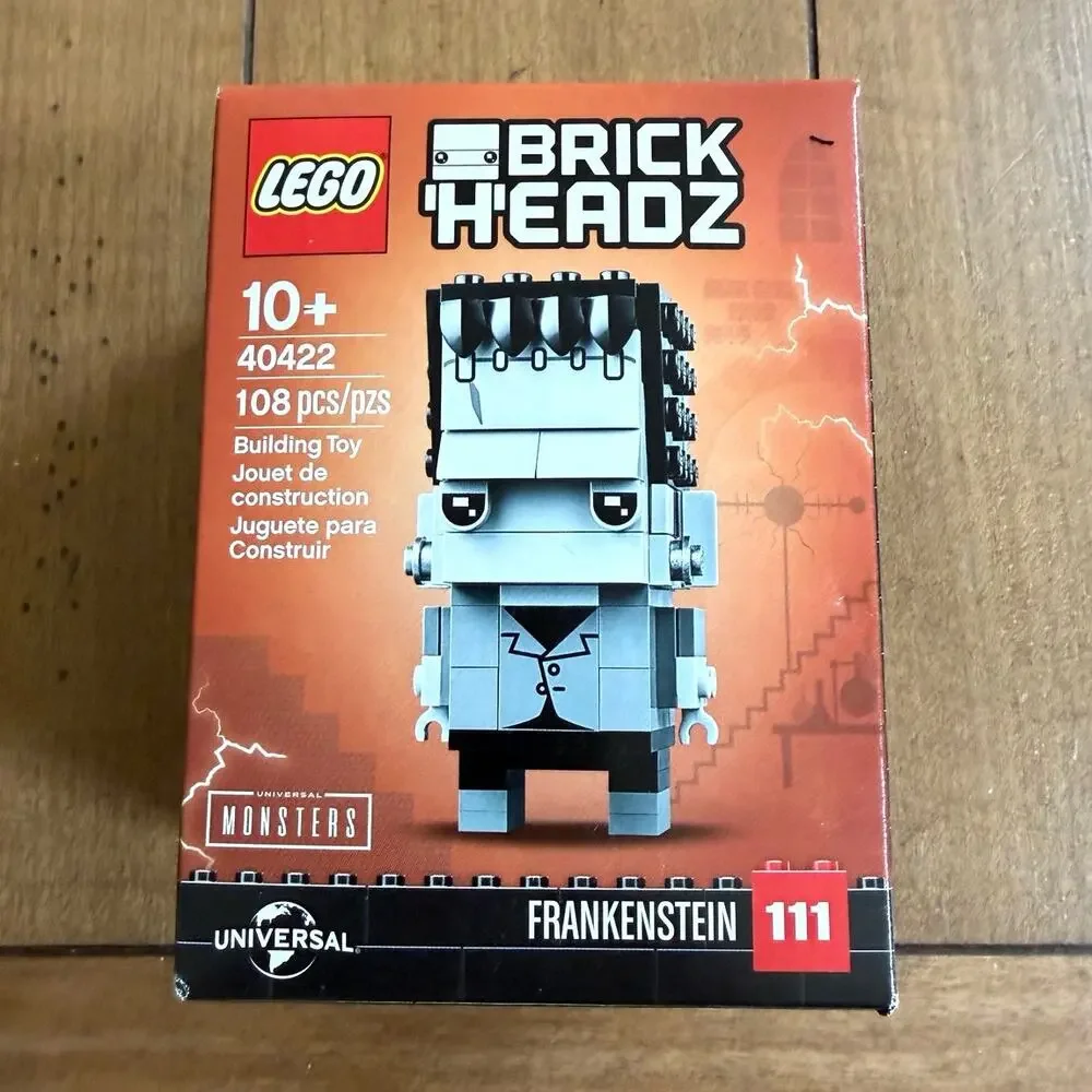 New in sealed box Lego brick headz frankenstein 40422 retired